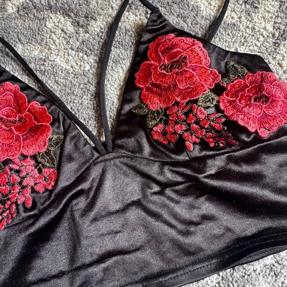 Forever 21 Black Bralette Crop Top with Red Floral Embroidery - Picture 6 of 10
